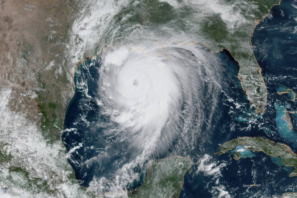 El huracán Laura toca tierra en Luisiana, Estados Unidos, con vientos de hasta 240 kilómetros por hora