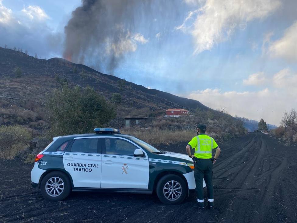 La DGT pone en marcha medidas excepcionales para los afectados por la erupción del volcán de La Palma