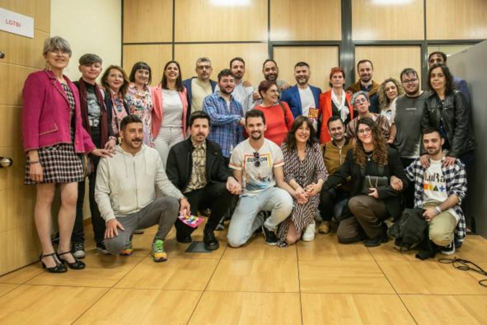 El Gobierno de Castilla-La Mancha pone en marcha el Servicio de Atención Integral a personas LGTBI
