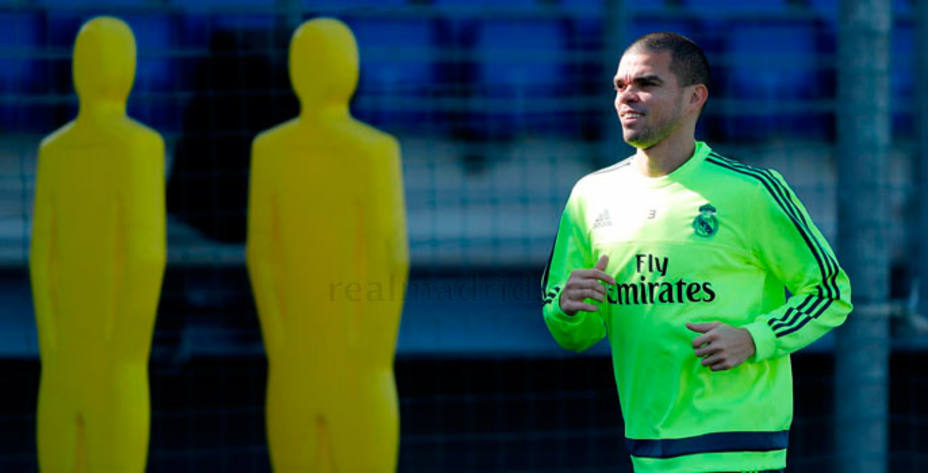 Pepe, durante el entrenamiento. @Realmadrid