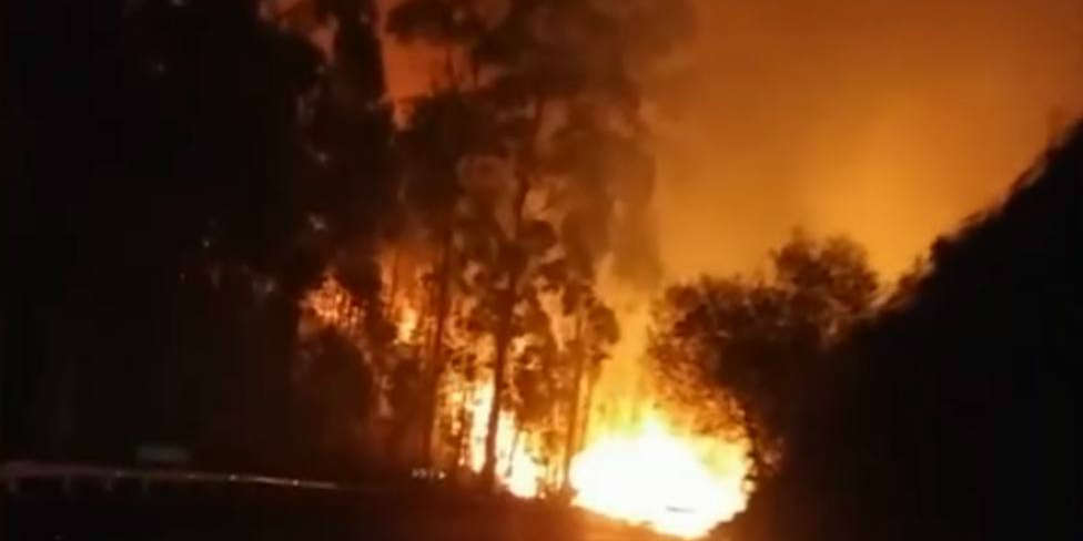 4 incendios sin control en la provincia de A Coruña