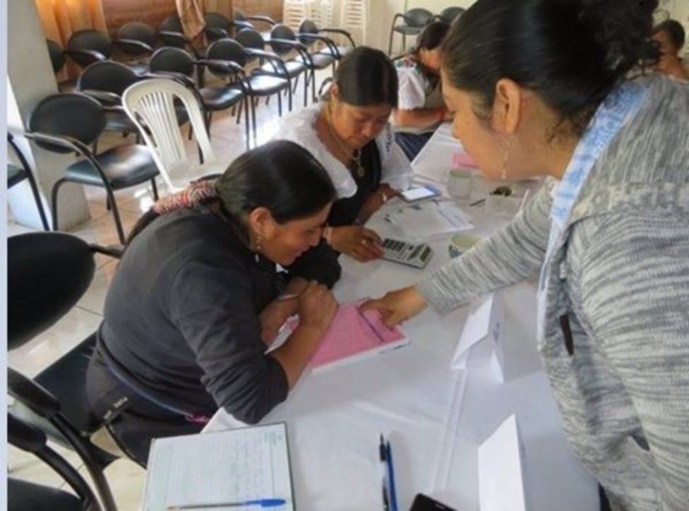 250 mujeres rurales de Ecuador mejoran sus condiciones gracias a un proyecto de la Comunidad y Entrepueblos