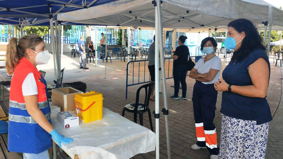 Tras seis meses de intensa actividad cierra el vacunódromo de Almuñécar en el Estadio Francisco Bonet