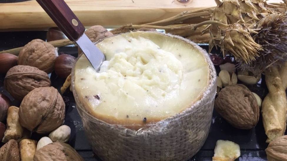 El Salón Gourmet elige un queso de la D. O. P. Queso de La Serena entre los mejores de España
