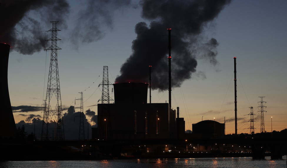 España rechaza la propuesta de la Comisión Europea de incluir la nuclear y el gas como energías verdes