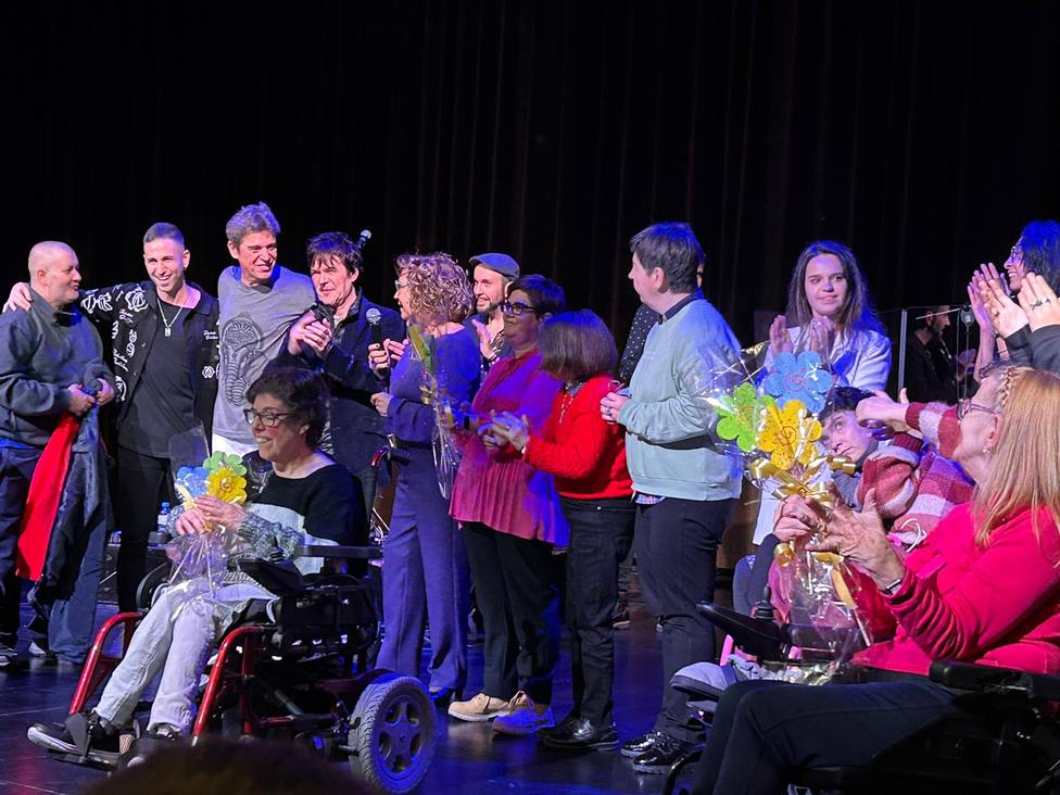 Aspace celebra su 40 aniversario con un concierto inolvidable en el auditorio del Ayuntamiento logroñés