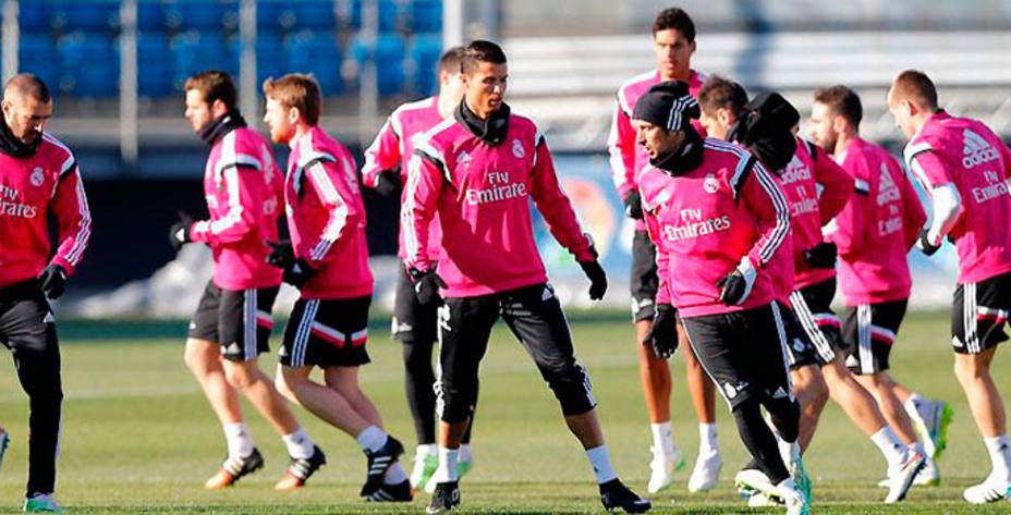 El Madrid se entrenó preparando el encuentro del domingo ante el Valencia. Foto: RM.
