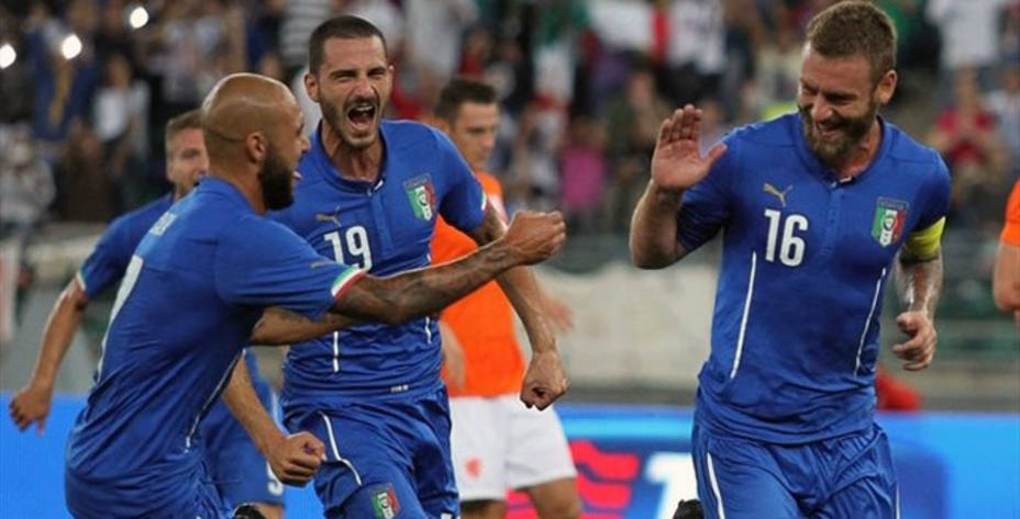 Italia se llevó el amistoso ante Holanda. (www.uefa.com)