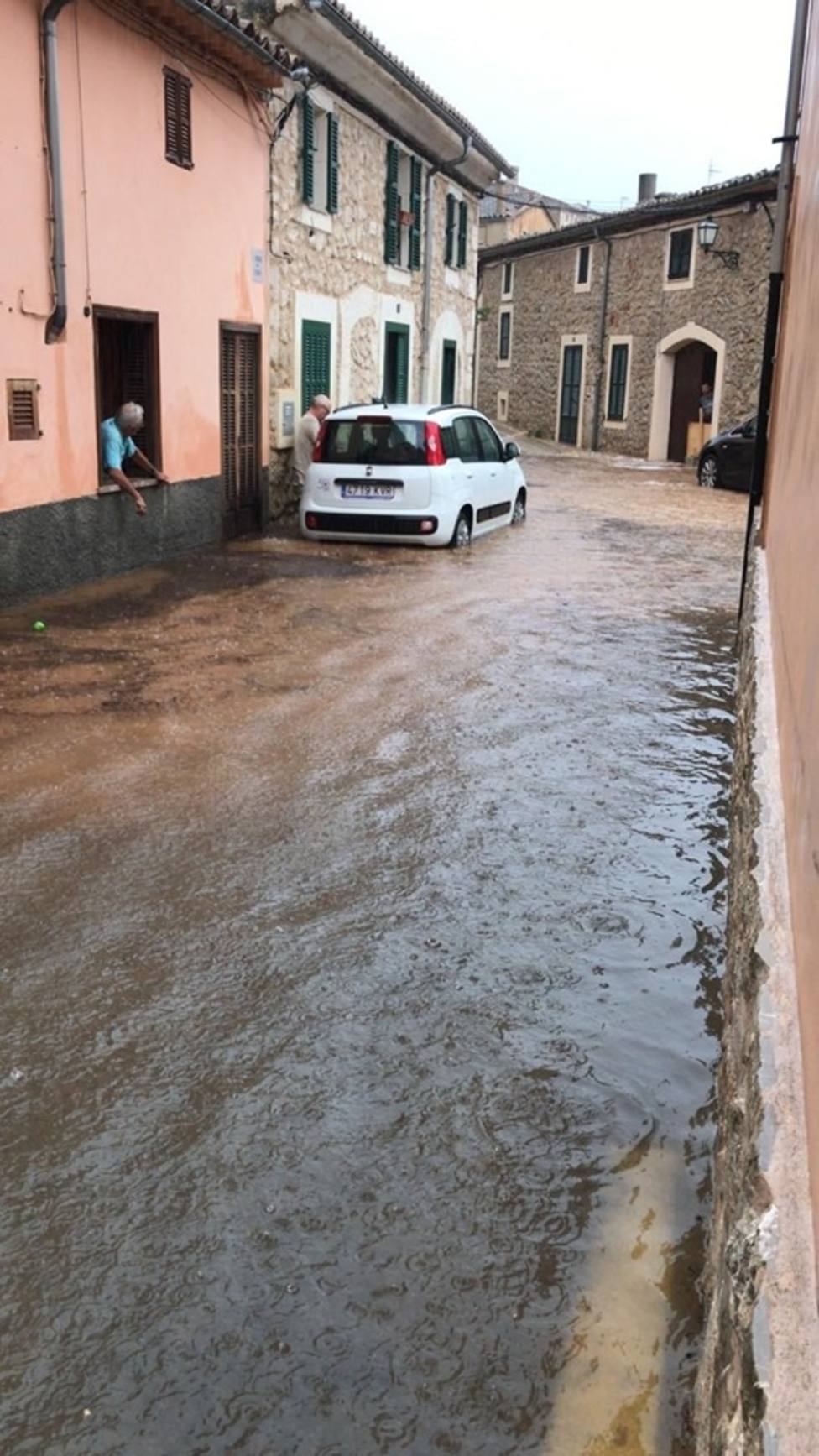 Baleares suspende las clases en los centros de Tramuntana, el norte y el nordeste de Mallorca por el mal tiempo
