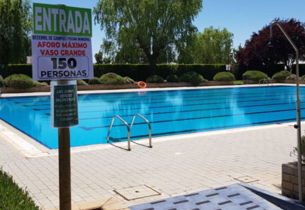 La Diputación compensa con 124.000 euros a 30 ayuntamientos, el incremento de gastos en piscinas por el COVID