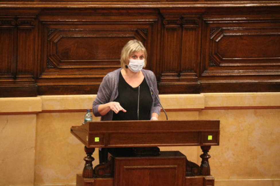 La consellera de Salud, Alba Vergés, en la sesión de este martes.