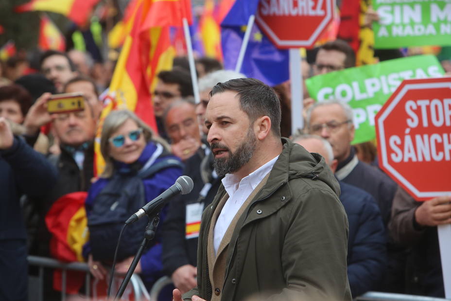 Abascal (Vox) pide detener a la Presidencia de la Generalitat para sofocar el golpe con todas sus consecuencias