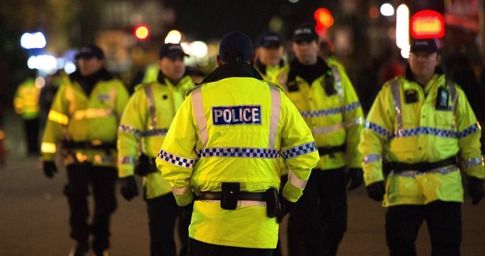 Detenido un hombre en Londres por atacar con un cuchillo a varias personas en una estación de tren
