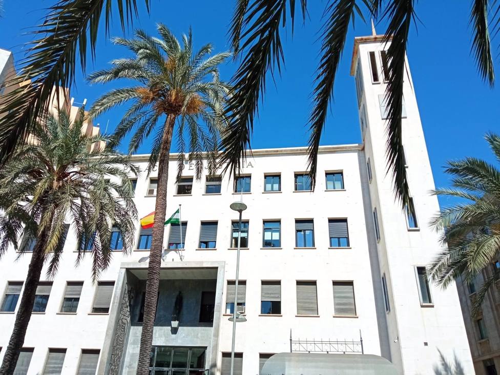 Juzgan este miércoles en Almería a un empresario acusado de malversar casi 20.000 euros en el caso Facturas