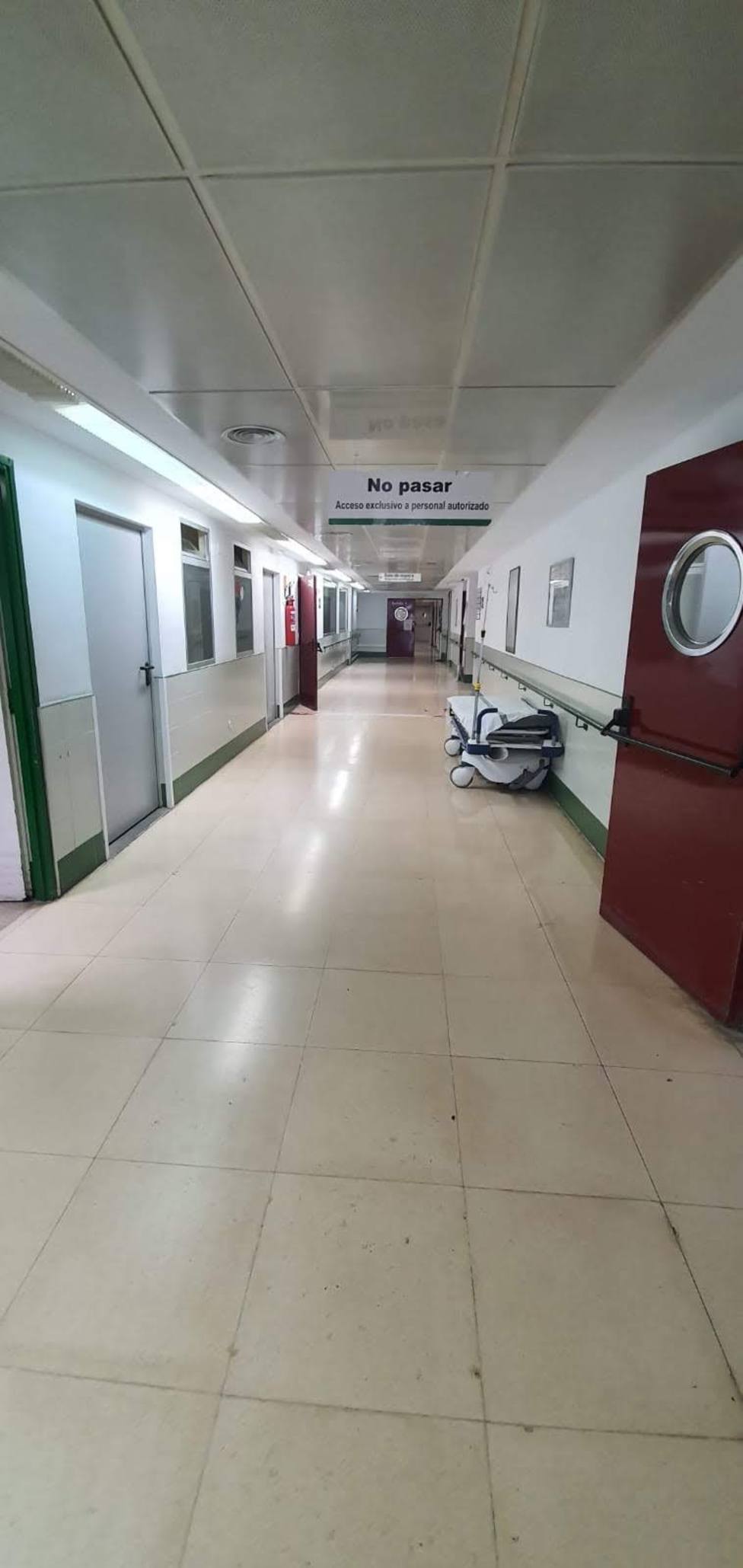 ctv-aab-pasillo-hospital-de-plasencia