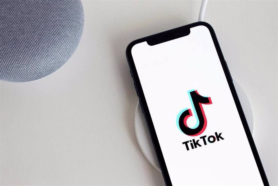 Medios sociales: Tiktok admitirá retransmisiones en directo solo para un público adulto