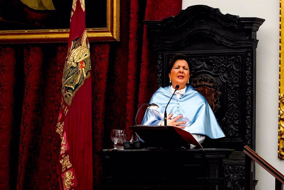 Sevilla.-La US inviste a Carmen Linares como Honoris Causa: Entran en la Universidad 40 aÃ±os de historia cultural