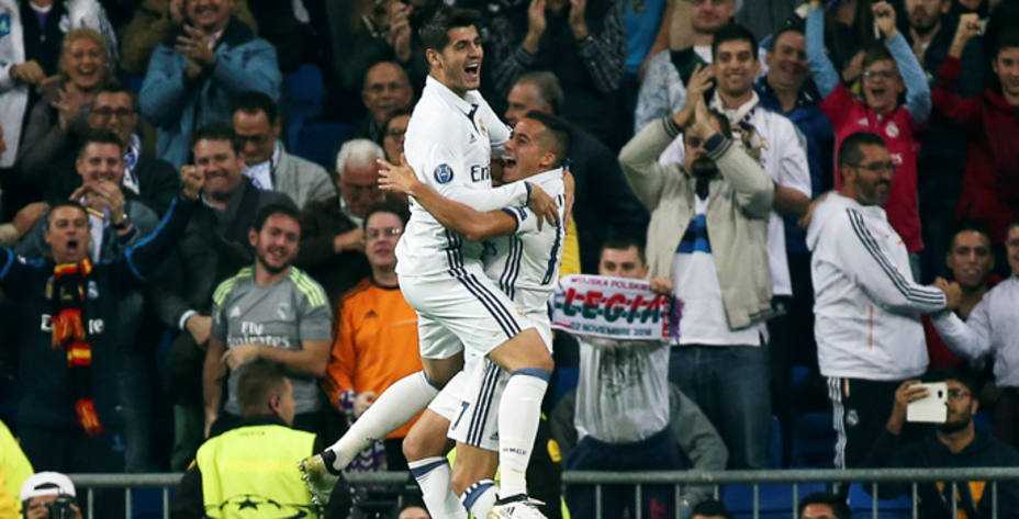 Lucas Vázquez y Morata celebran uno de los goles del Real Madrid (Reuters)