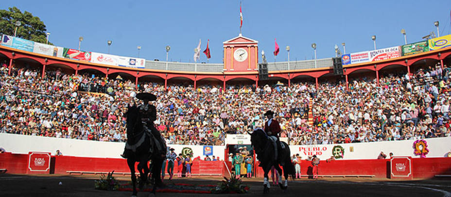 La plaza de toros mexicana de Autlán de la Grana abrirá sus puertas en febrero de 2015 para celebrar su Carnaval. ARCHIVO
