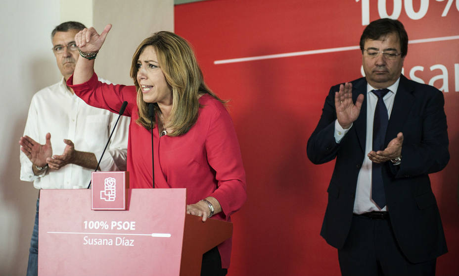 La presidenta de la Junta de Andalucía, Susana Díaz, y candidata a la secretaría general del PSOE, durante su intervención en un acto en el ultimo día de campaña en la localidad extremeña de Trujillo