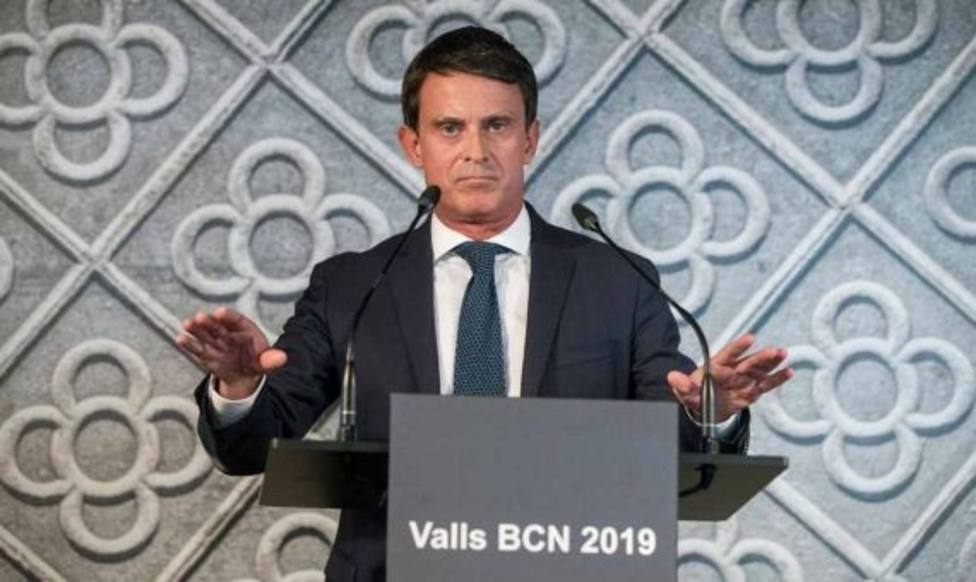 Manuel Valls discrepa con la cúpula de Ciudadanos: no descartaría apoyar a Ada Colau como mal menor