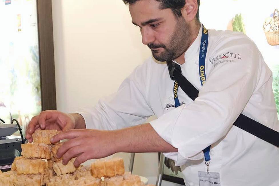 Alex Hernández, del restaurante Versátil, ganador del XIII Premio Espiga Corderex de Caja Rural de Extremadura