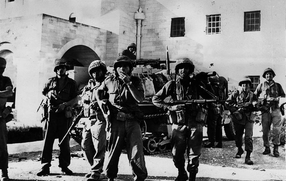 Soldados israelíes durante la Guerra de los Seis Días