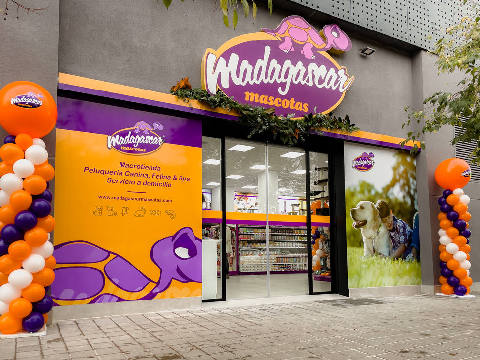 Madagascar Mascotas inaugura su octava tienda en Alicante