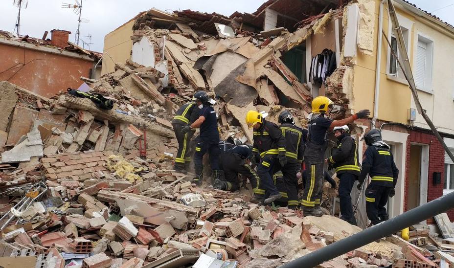 Un teléfono móvil salva la vida de una joven tras una fuerte explosión de gas en Burgos.