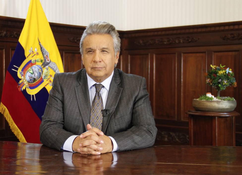 Jubilados ecuatorianos se manifiestan para exigir al Gobierno el pago de compensaciones
