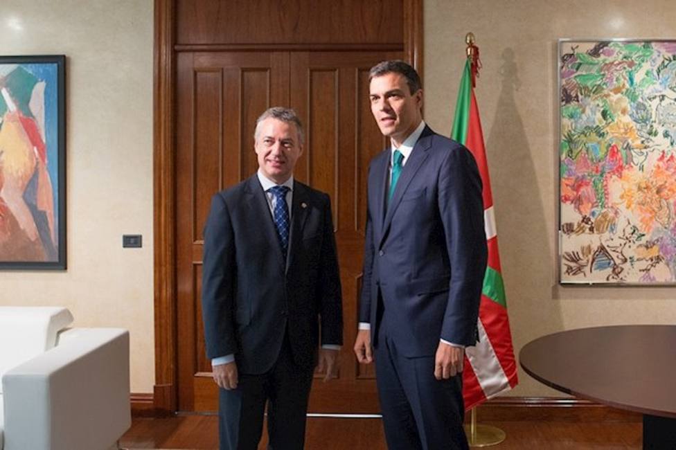 El lehendakari Urkullu y el presidente Sánchez