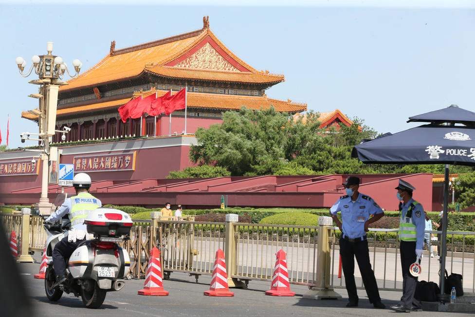 Un hombre armado con cuchillo deja al menos 40 heridos en un colegio de China