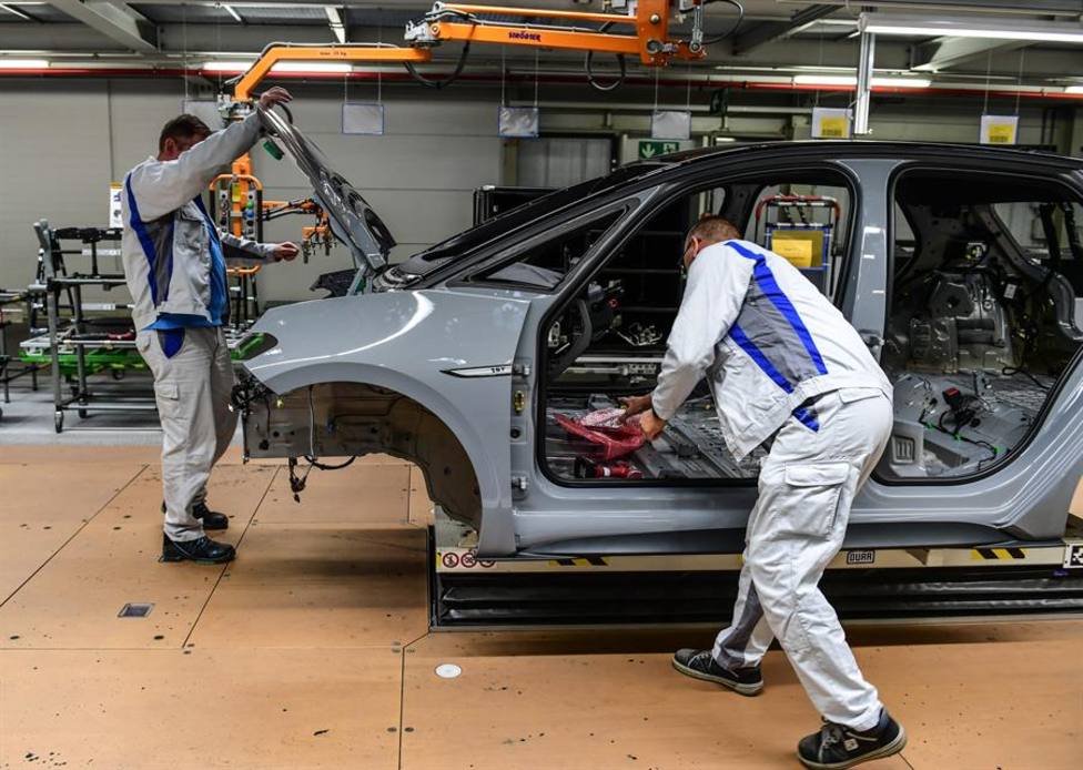 Las fábricas automovilísticas españolas produjeron 92.900 vehículos en el mes de mayo