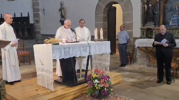Recepción del nuevo obispo de Ávila, Jesús Rico, en la pequeña localidad de Aldeavieja