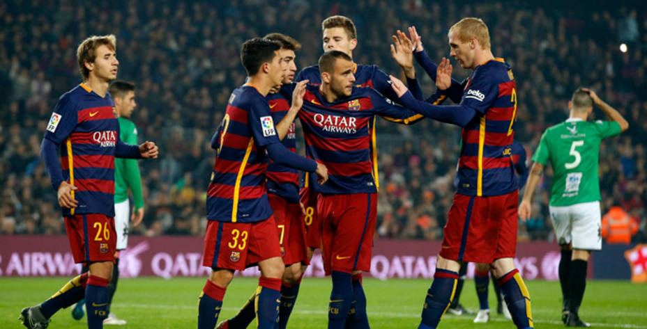 El Barcelona celebra uno de los goles al Villanovense (Reuters)