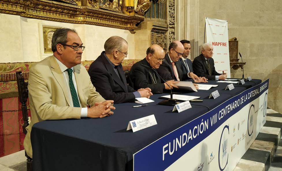 Baudilio Fernández-Mardomingo, Pablo González Cámara, Fidel Herráez, José Manuel Inchausti, Daniel de la Rosa