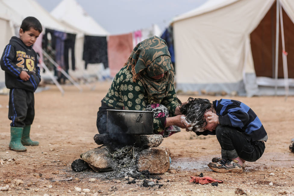 La ONU denuncia que los desplazados de Idlib (Siria) viven en condiciones infrahumanas para huir de un baño de sangre