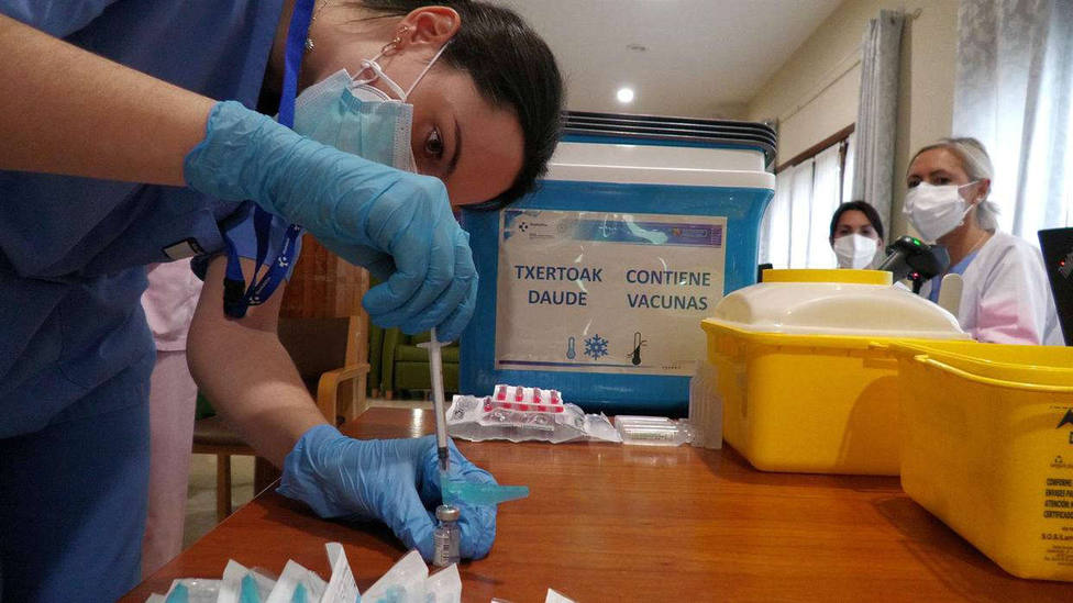 Euskadi alcanza los 89 muertos por coronavirus en una semana y suma 1.104 nuevos contagios