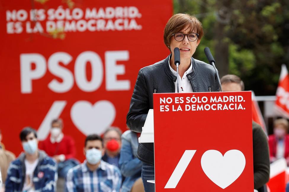 La directora de la Guardia Civil hace campaña por el PSOE: Necesitamos palabras y no balas