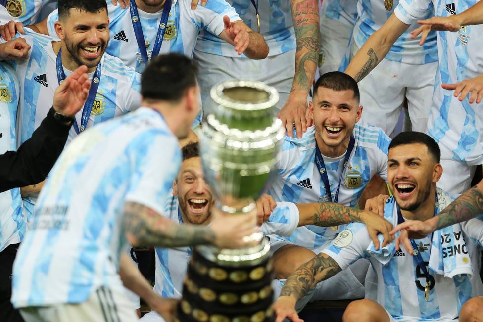 Después de 28 años y 7 finales perdidas, Argentina vuelve a ganar