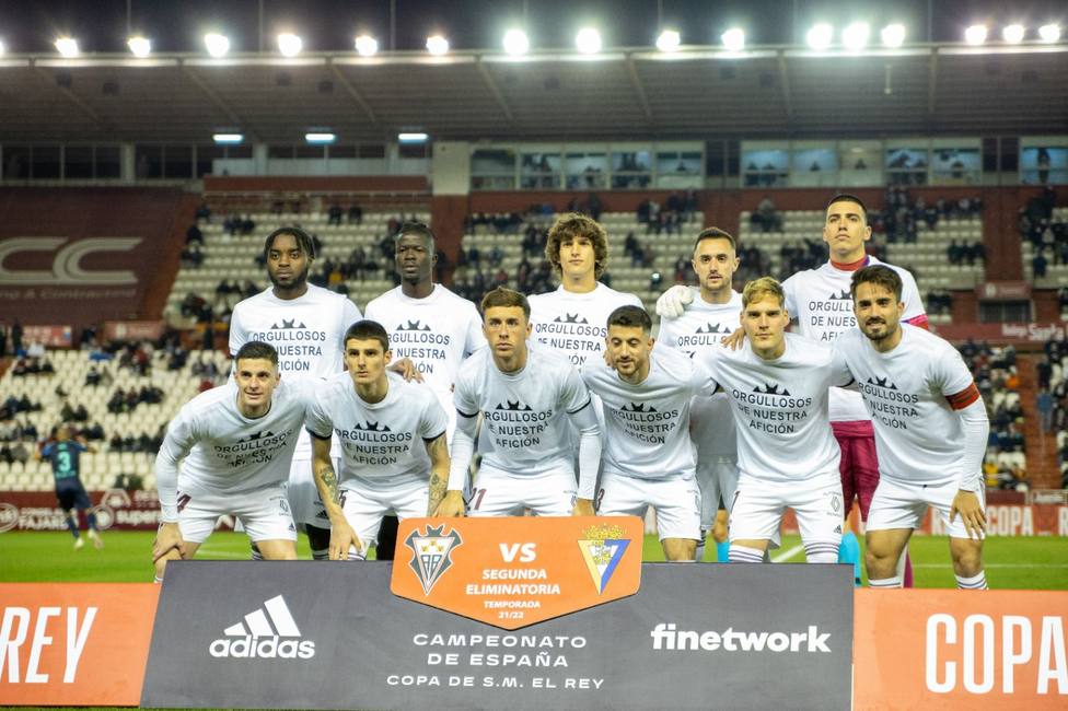 El Cádiz impone la ley del más fuerte ante un Albacete que mereció más 0-1