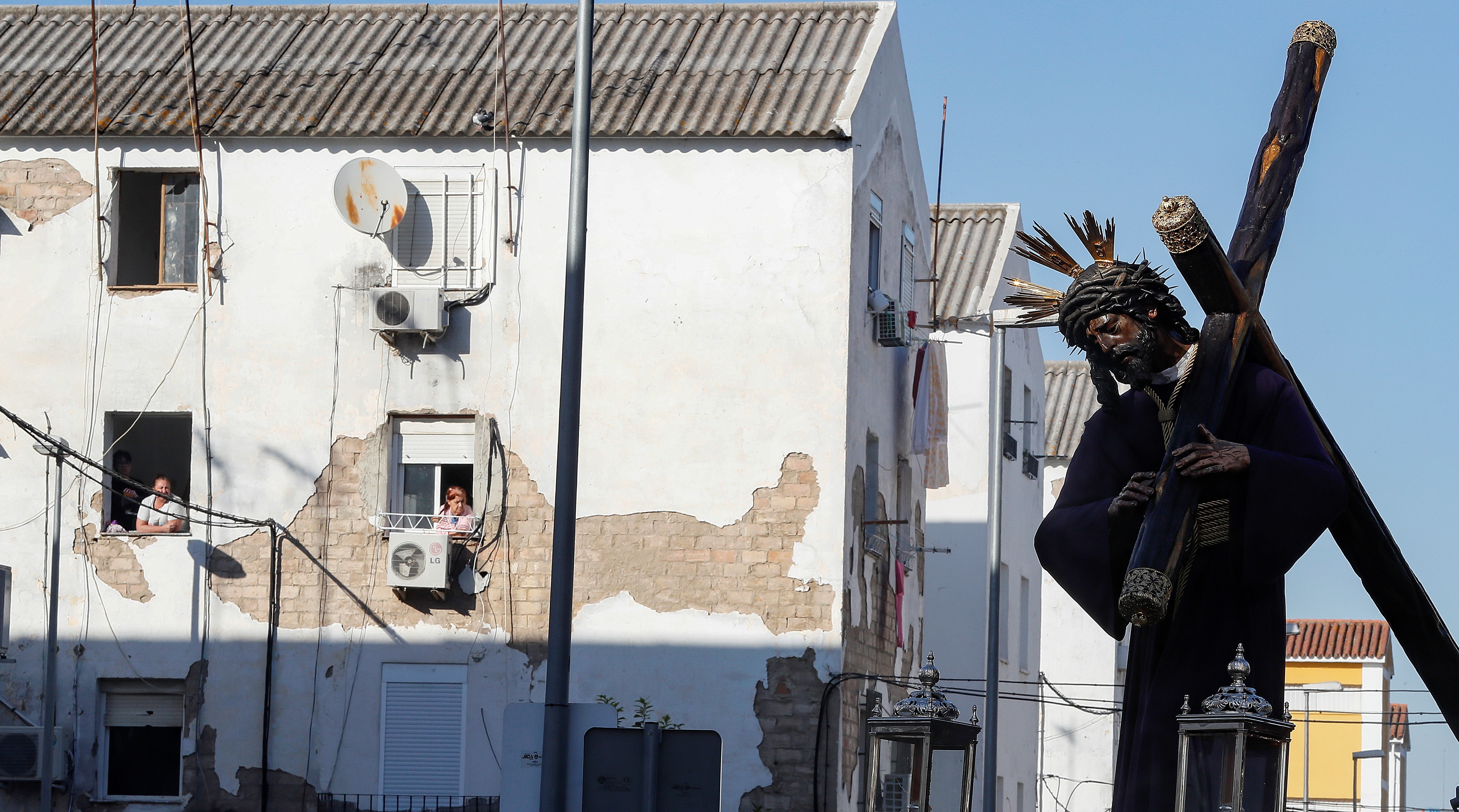 Los Pajaritos: uno de los barrios más conflictivos de Sevilla al que el Gran Poder puso en el mapa