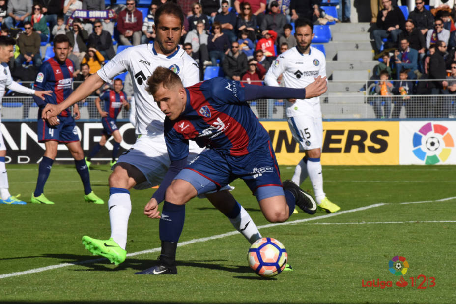 Huesca y Getafe empataron en El Alcoraz