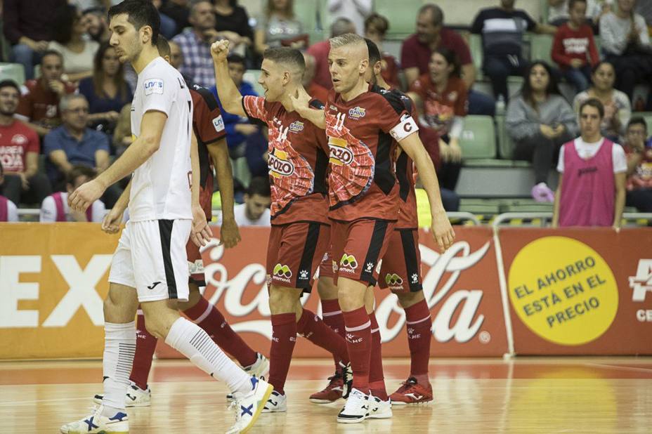 Un gran Fernando conduce a ElPozo Murcia FS a la goleada ante Aspil Navarra (5-0)