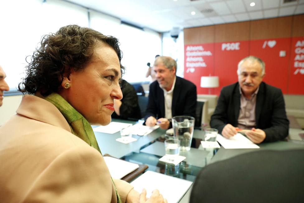El PSOE se compromete a subir un 1% las pensiones antes de que acabe el año