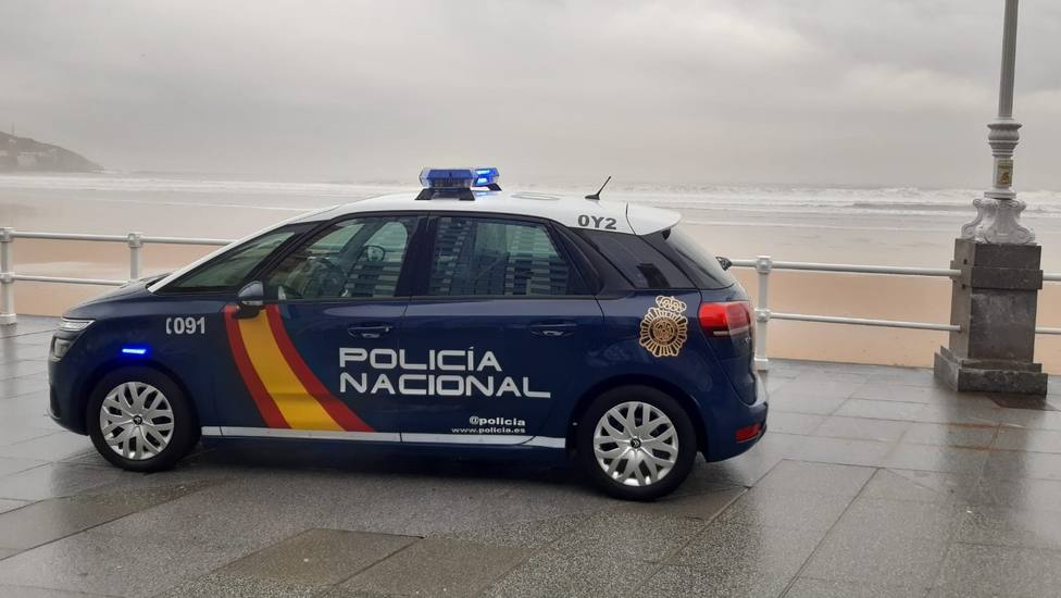 Detenido en Gijón por simular que le habían robado en la playa