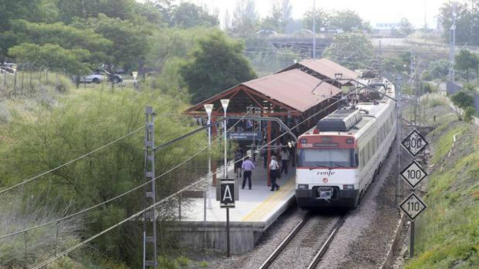 Un tren de mercancías atropella a una persona en la estación del Higuerón de Córdoba
