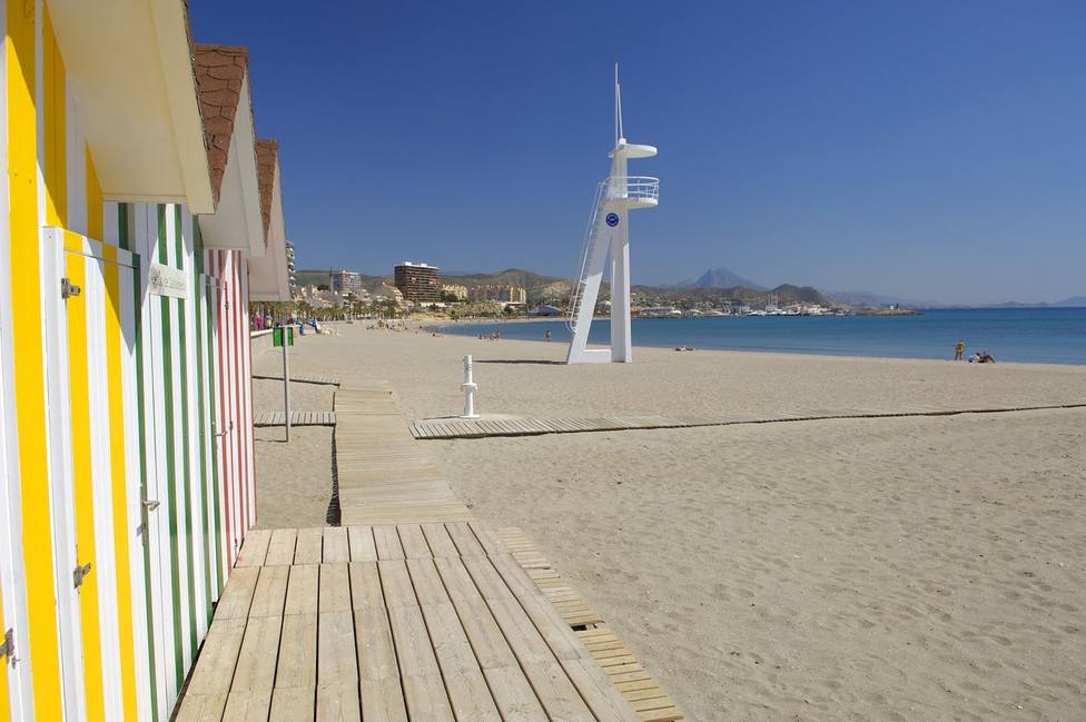 Imagen de archivo de la playa de Campello