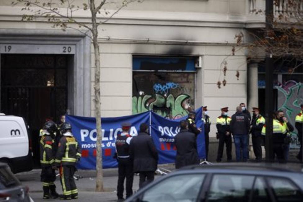 Dados de alta los cuatro heridos en el local incendiado en Barcelona el martes