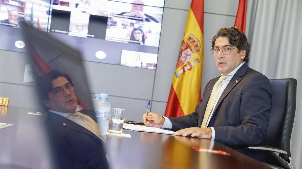 La Comunidad de Madrid reducirá un 50% el precio de los abonos transporte mensuales en la región desde el 1 de septiembre